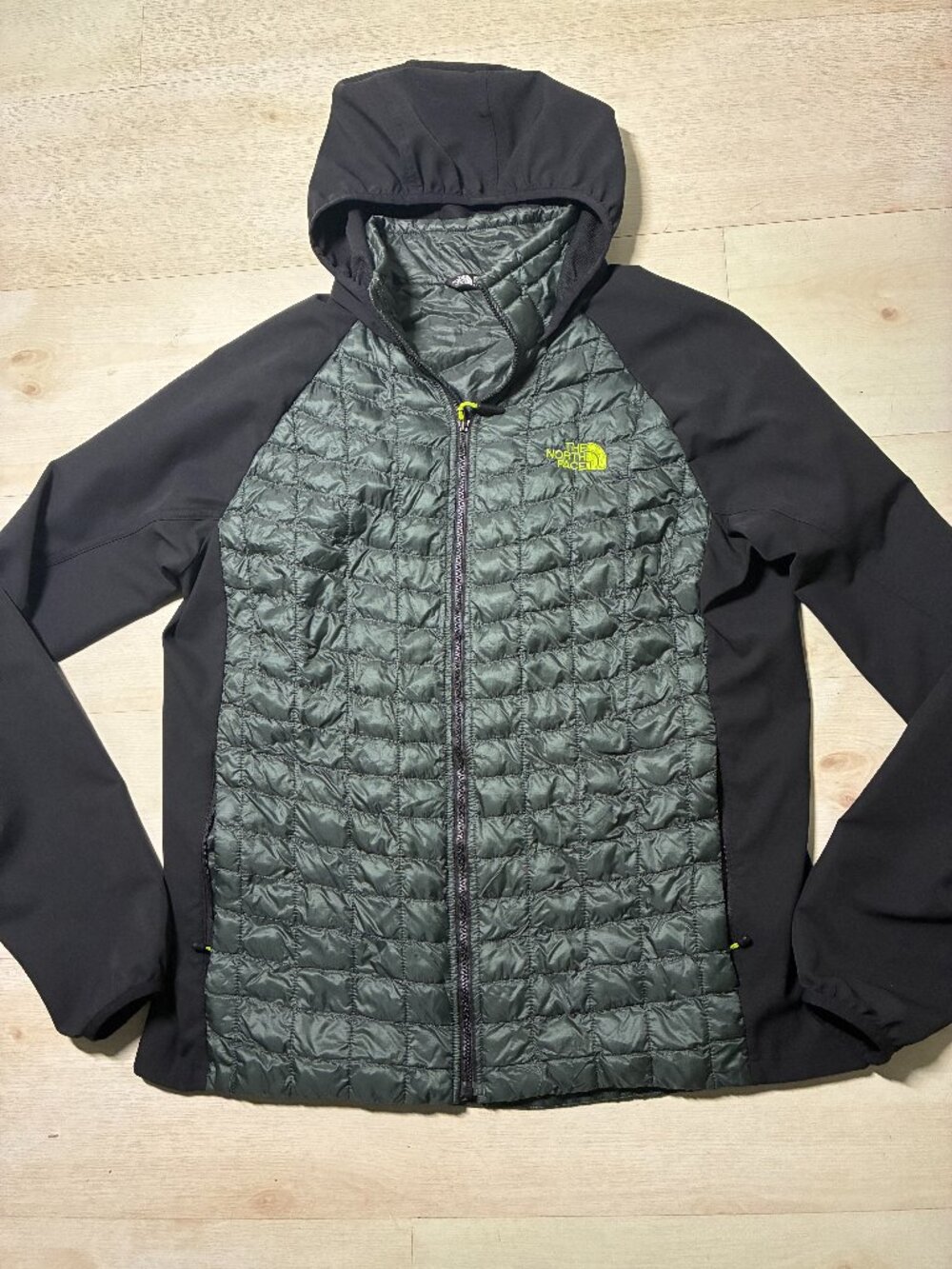 The North Face Men's ThermoBall Hybrid Hoodie Spruce Green/Black Size Large